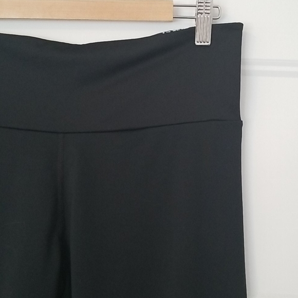 Roxy Athletix 3/4 Sport Leggings - Picture 4 of 6